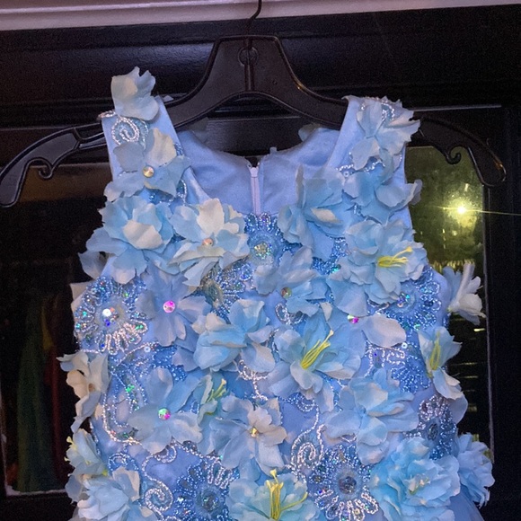 couture floral gown measurements in description (kid size) - Picture 6 of 17